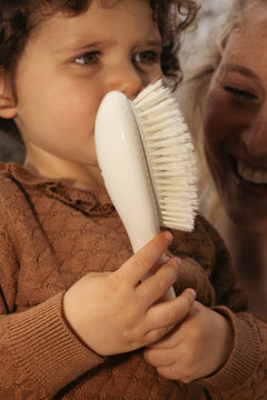 Bonpoint x La Bonne Brosse N.06 La Brosse Bébé Blanc Crème et son Pochon Offert
