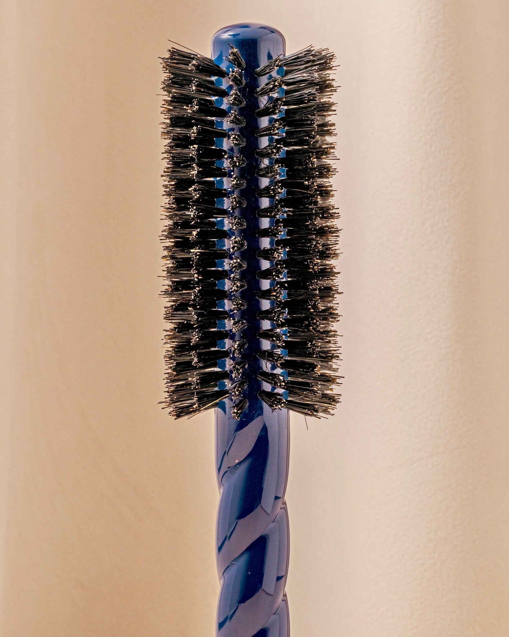 N.05 La Brosse Ronde Brushing Volume & Style Bleu Myrtille
