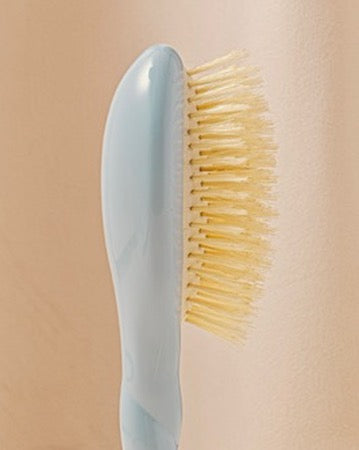 N.06 La brosse bébé Ma Première Brosse Bleu Ciel