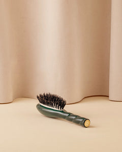N.01 La Petite Brosse Brillance & Soin l’Universelle Vert Emeraude