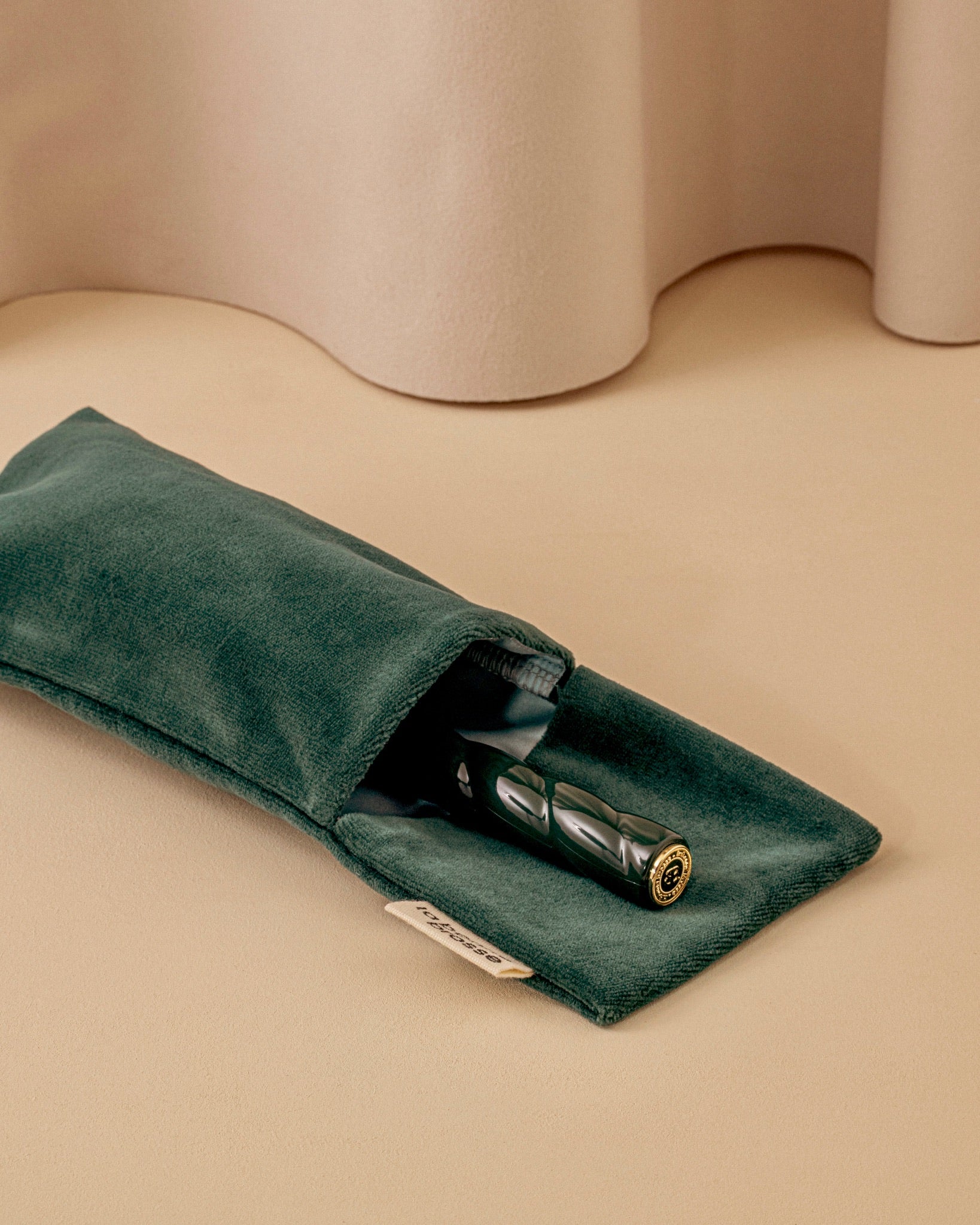 La Pochette "Brosse Ronde" Vert Émeraude