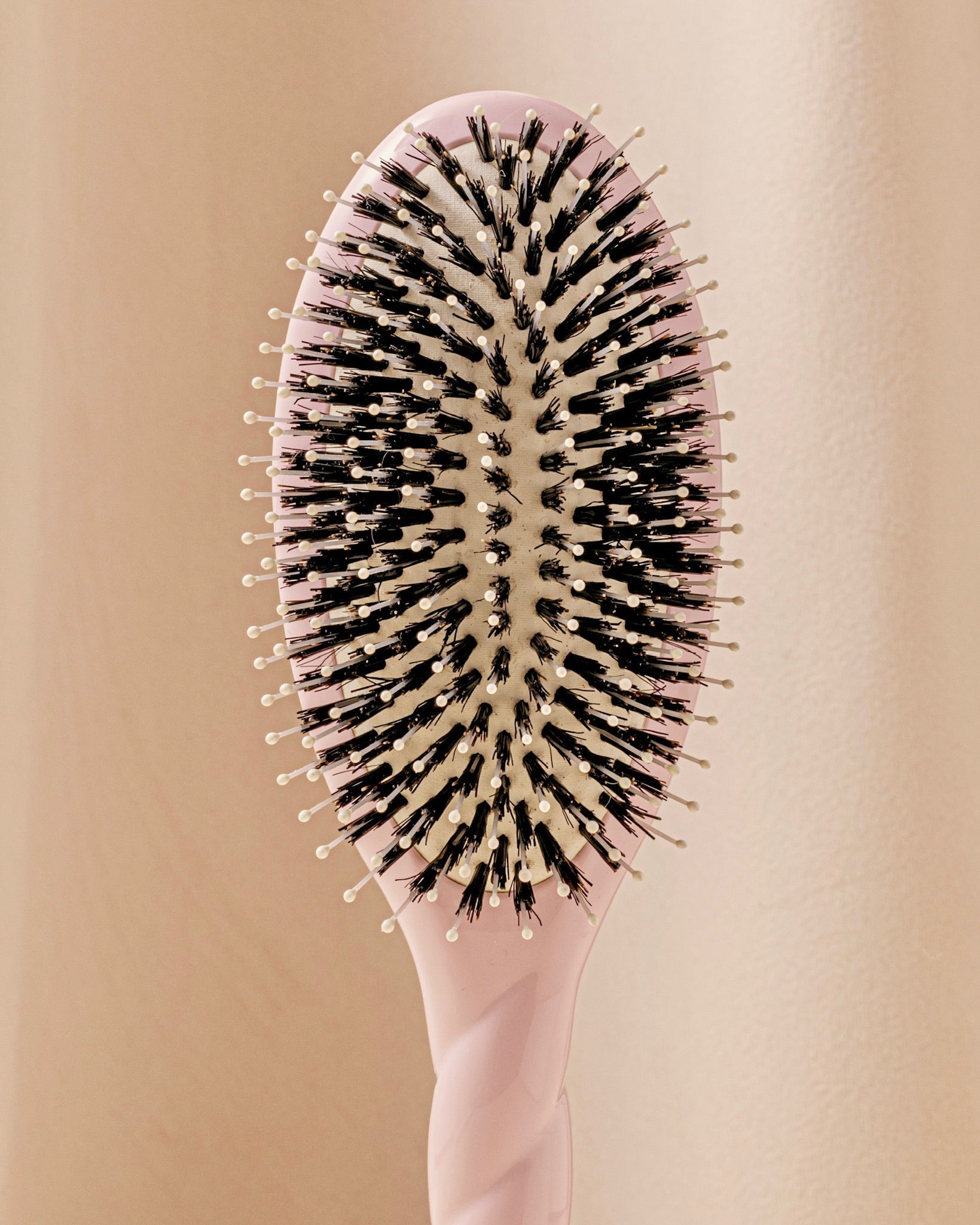 N.03 La Brosse Cuir Chevelu Sensible l'Indispensable Douceur Rose Lilas