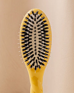N.02 La Petite Brosse Démêlante & Soin l'Indispensable Jaune Safran