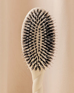 N.02 La Brosse Démêlante & Soin l'Indispensable Blanc Crème