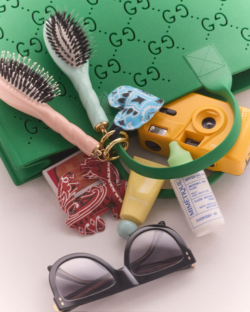 Call It By Your Name x La Bonne Brosse Charms Crabe Vintage Rouge