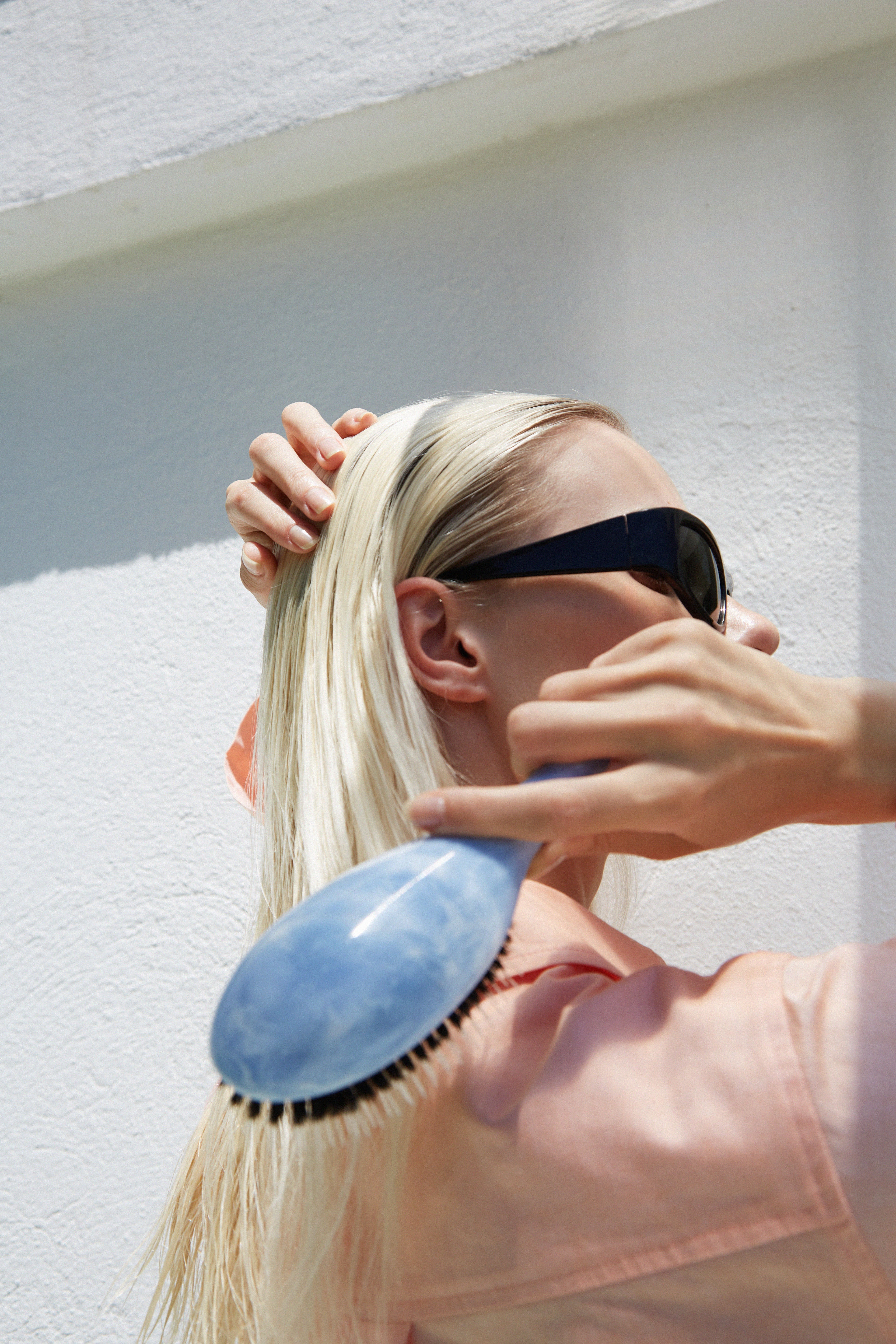 Roseanna x La Bonne Brosse N.01 La Petite Brosse Brillance & Soin l'Universelle Salty Gelato  Bleu