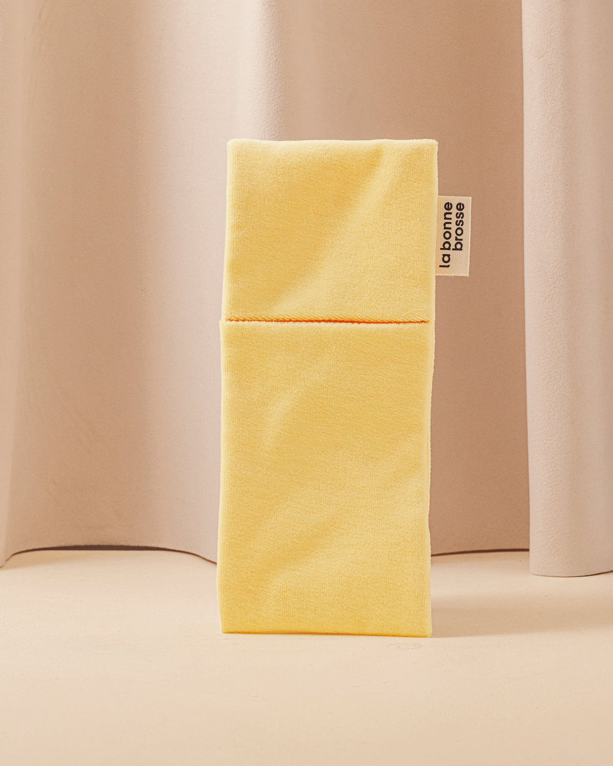 La Pochette "Petite Brosse" Ivoire Cair