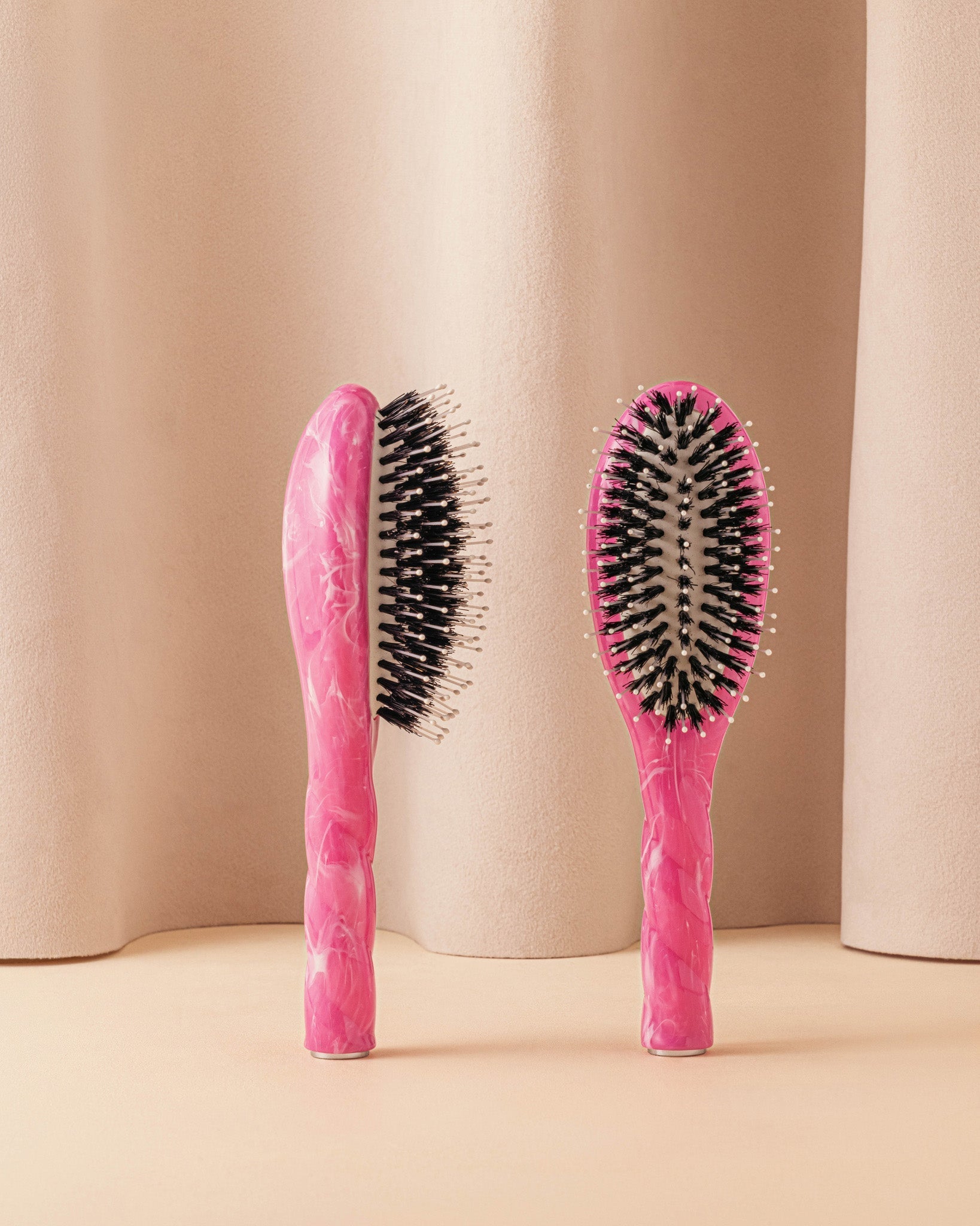 Roseanna x La Bonne Brosse N.03 La Petite Brosse Cuir Chevelu Sensible l'Indispensable Douceur Salty Gelato Rose